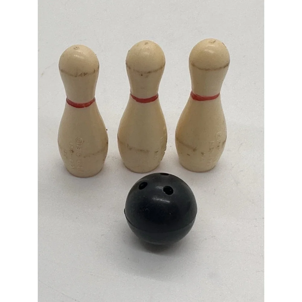 Wilton Bowling Cake Toppers 1974‎ WEI Mini Pins Balls Vintage Cake Decor Set